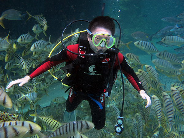 什么叫水肺潛水？